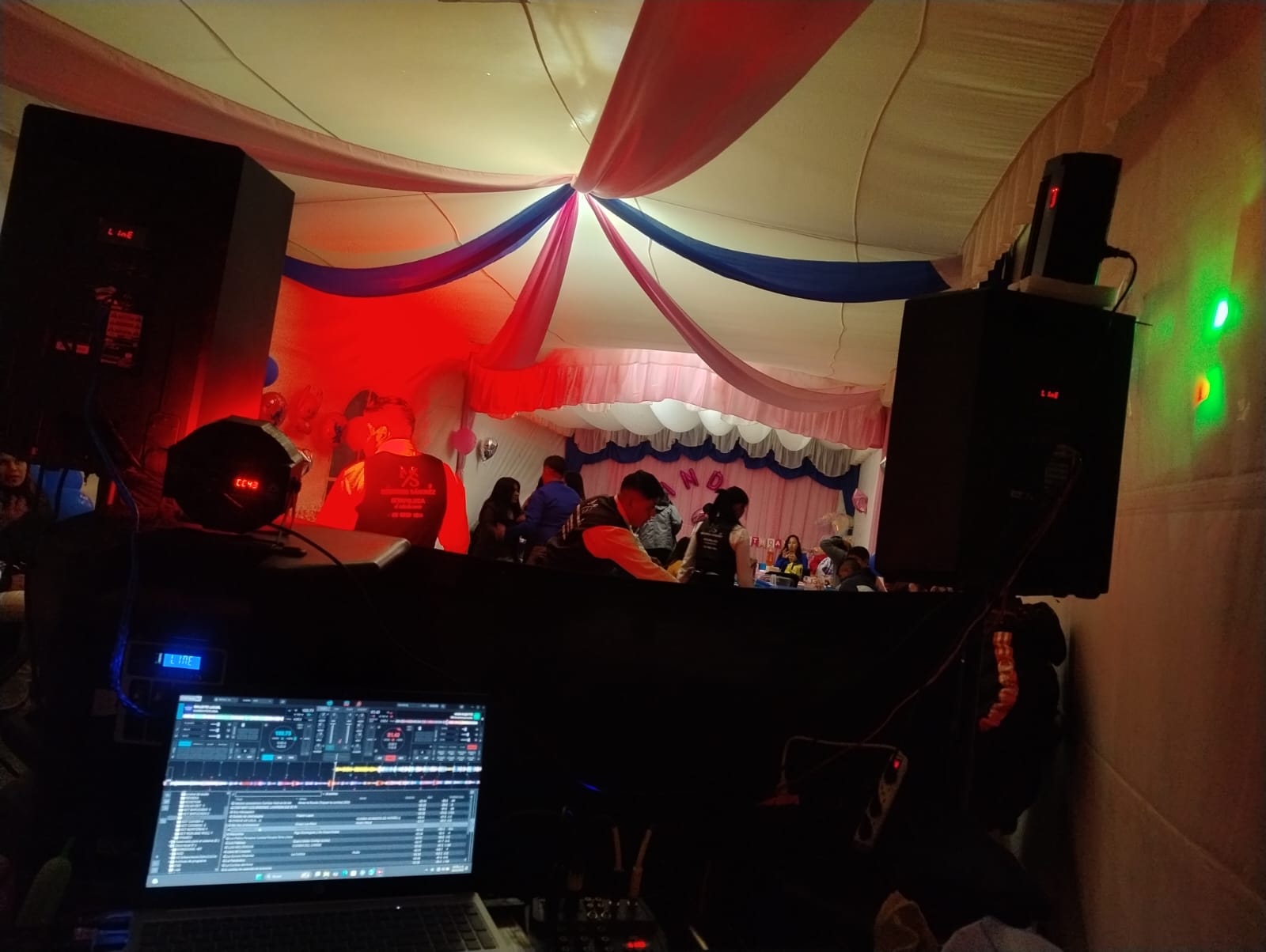 Renta de audio e iluminación para eventos familiares - Imagen 5
