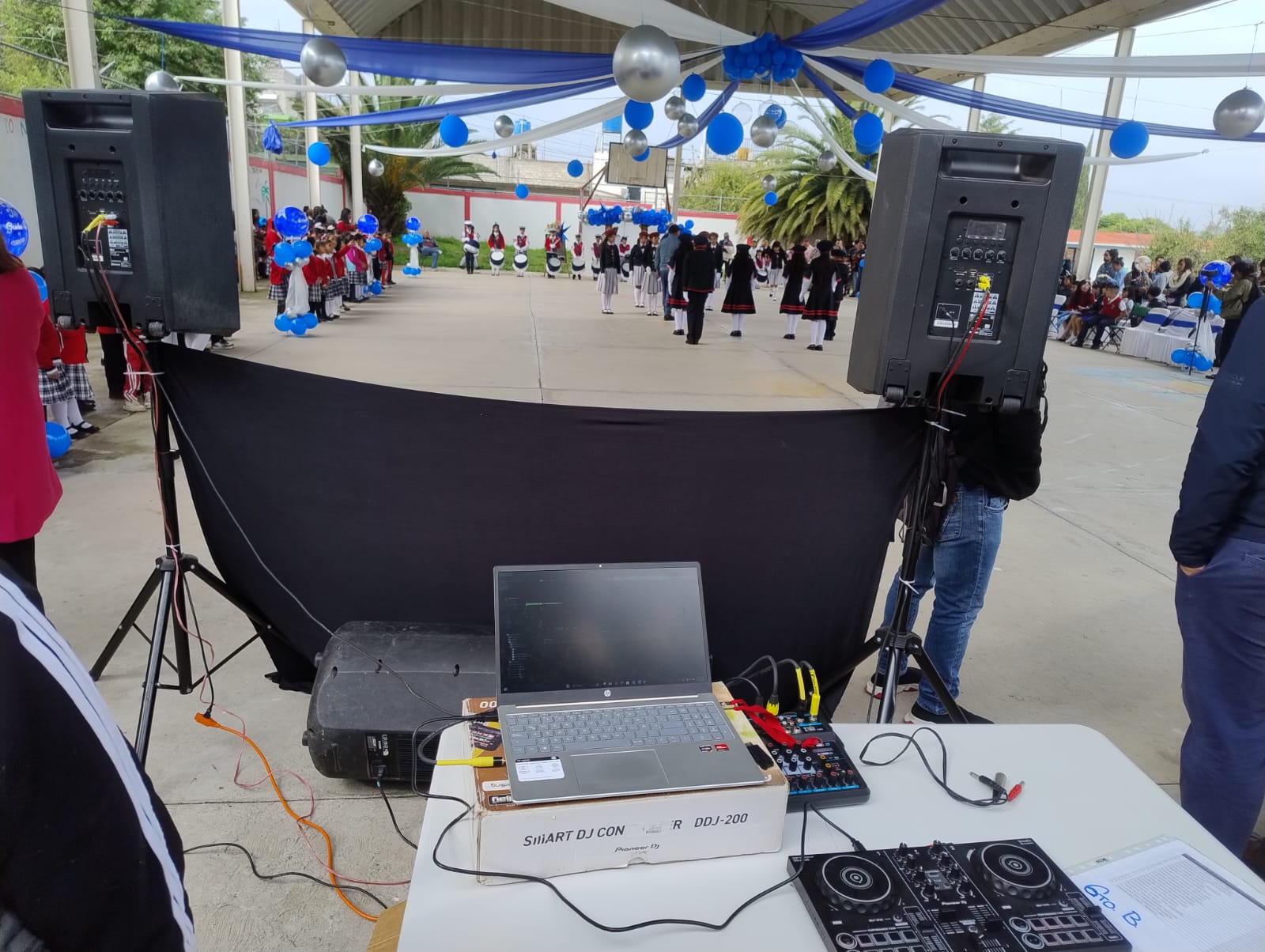 Renta de audio e iluminación para eventos familiares - Imagen 3